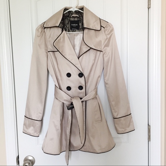 bebe Jackets & Blazers - ❤️Bebe Trench Coat❤️